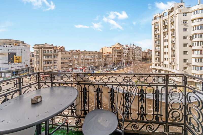 Birou privat*Toate cheltuielile incluse*Hub modern*Acces complet la facilitati